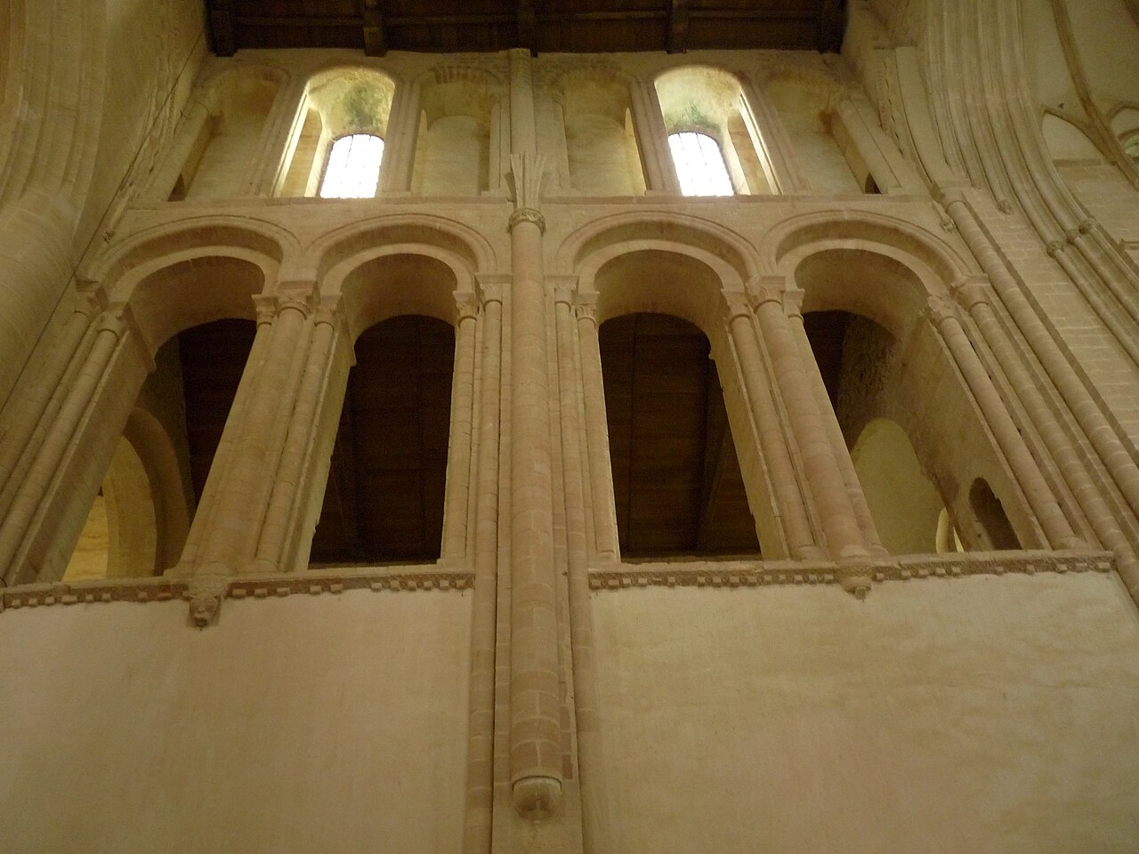 Cerisy la Forêt (50) Abbatiale Saint Vigor Intérieur 09