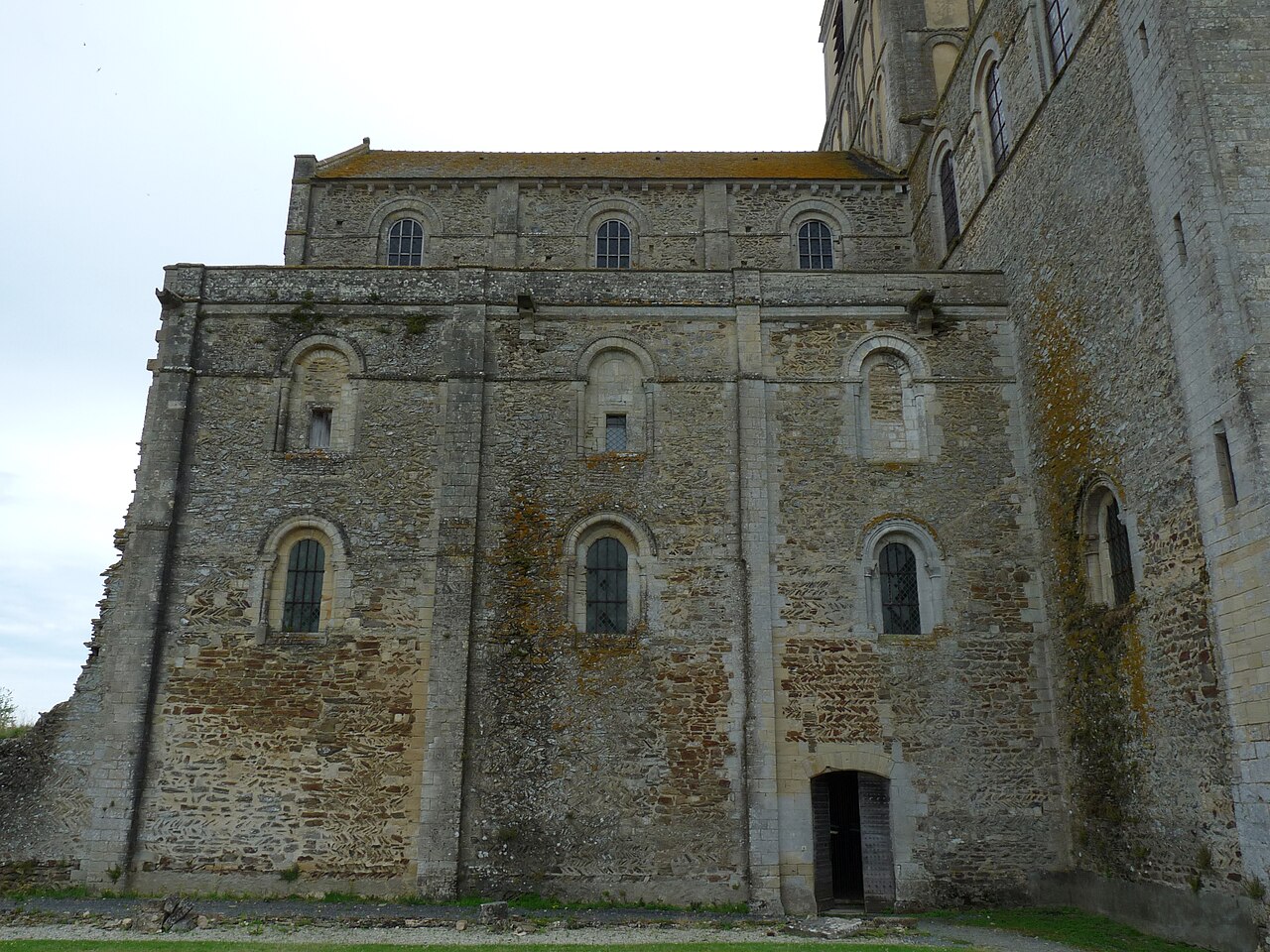 Cerisy la Forêt (50) Abbatiale Saint Vigor Extérieur 02