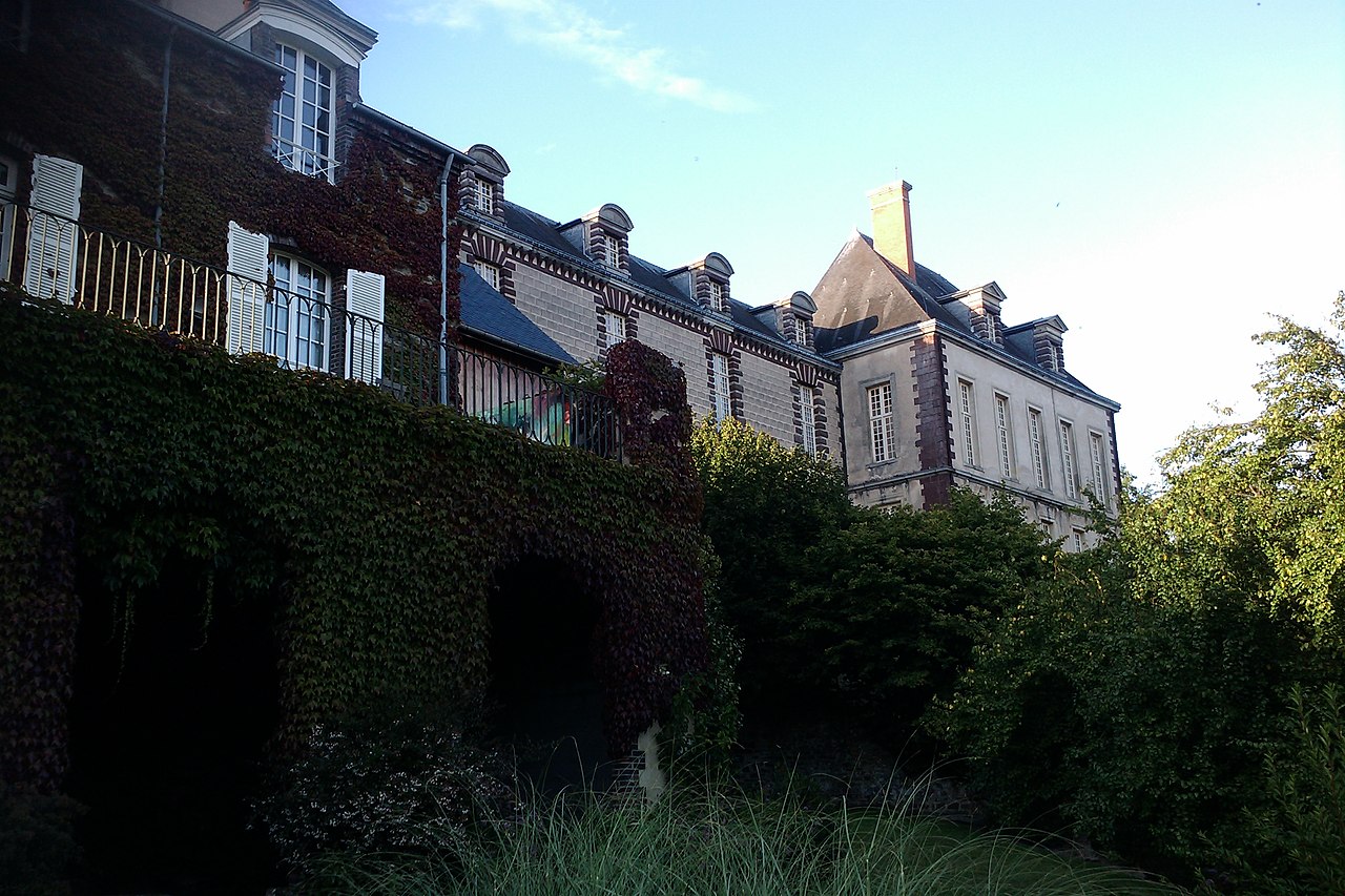 Rear view of Château des Matignon at Torigni-sur-Vire